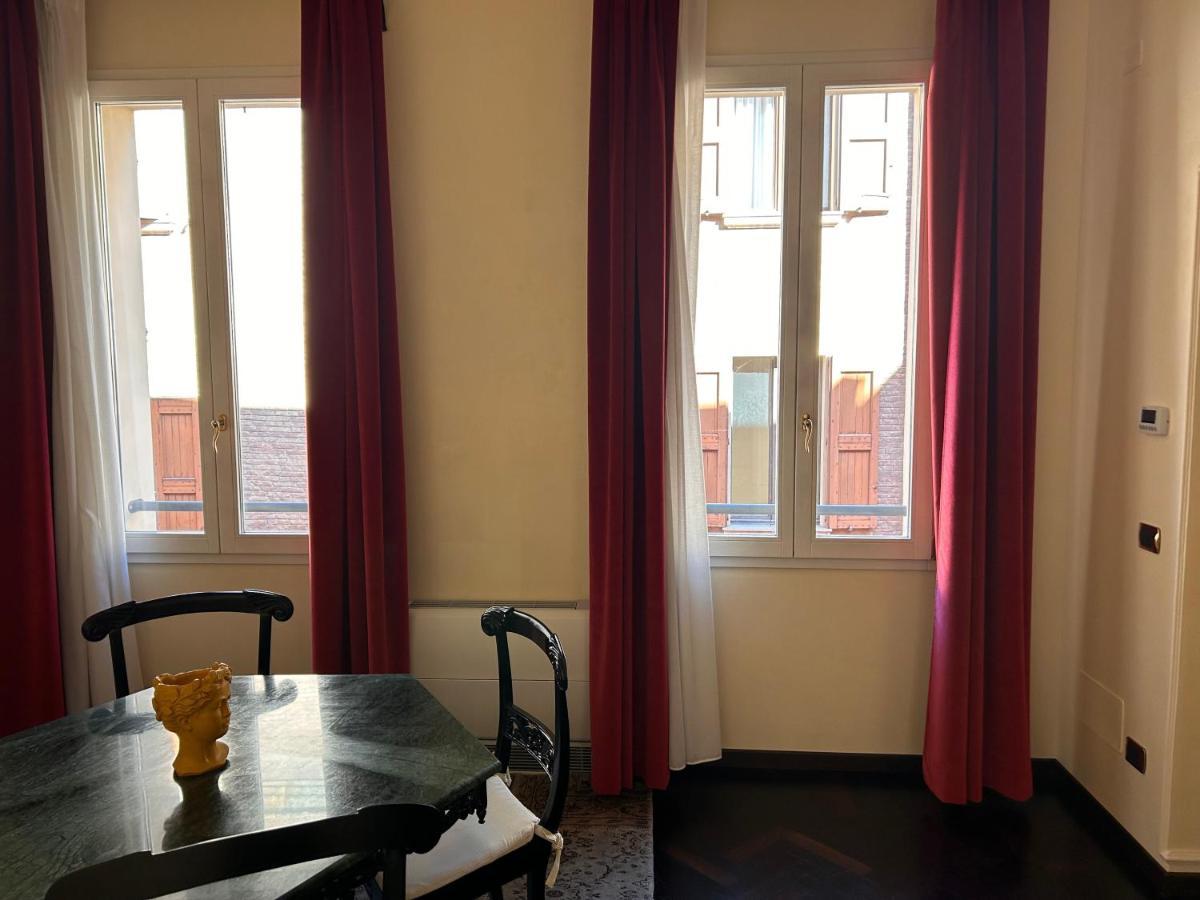 Piazza Maggiore Luxury Apartment Bolonia Exterior foto