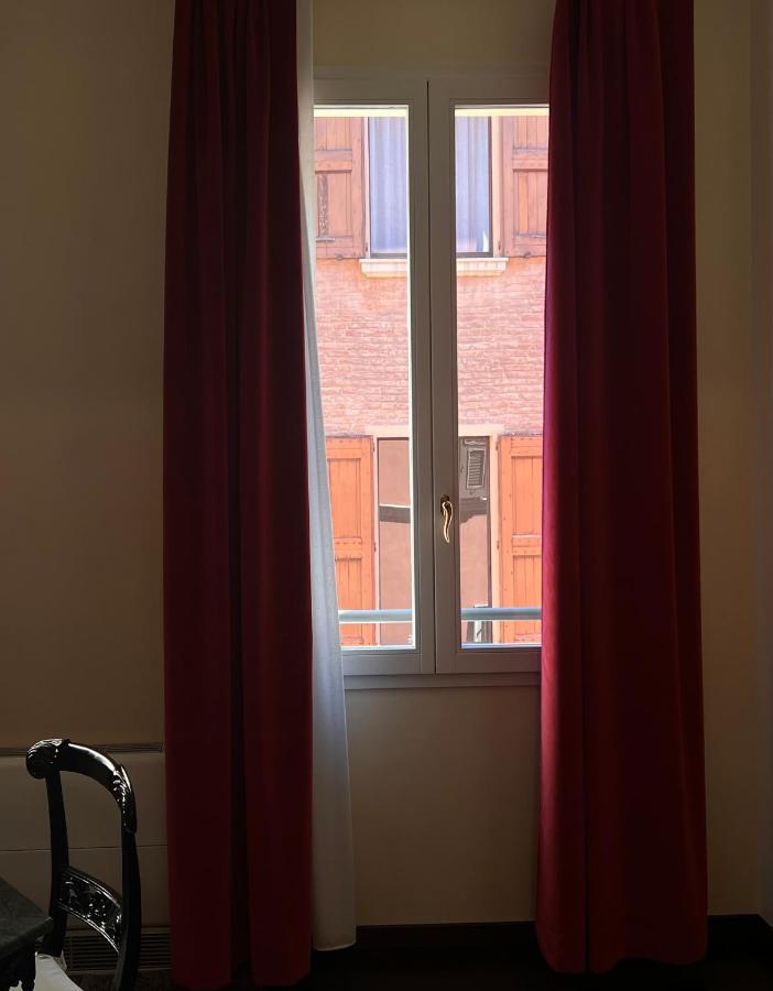 Piazza Maggiore Luxury Apartment Bolonia Exterior foto